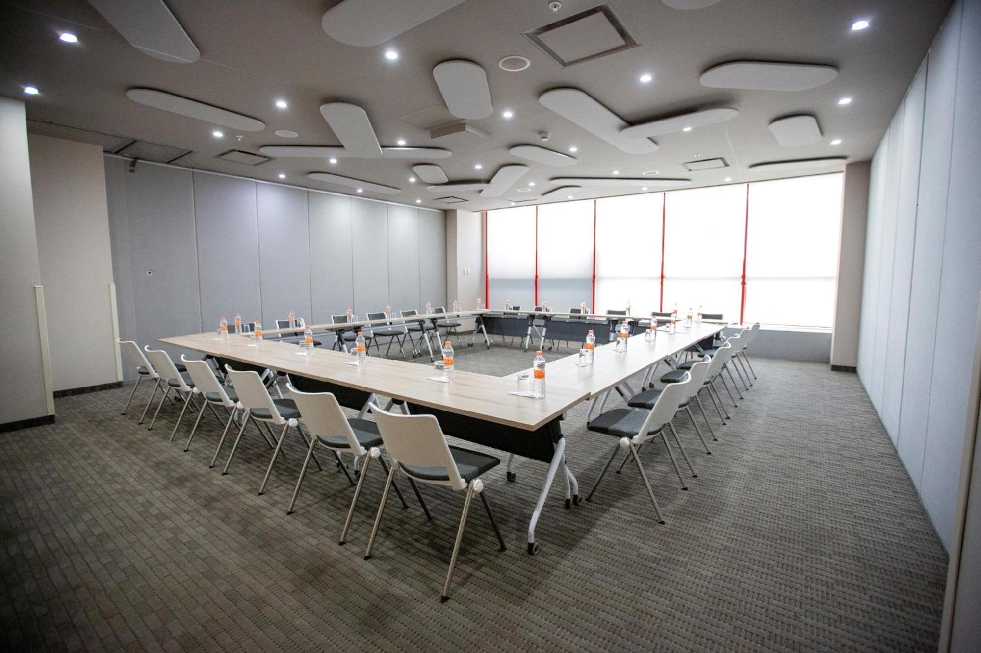 Metria Hotel Leon Bagian luar foto Meeting room