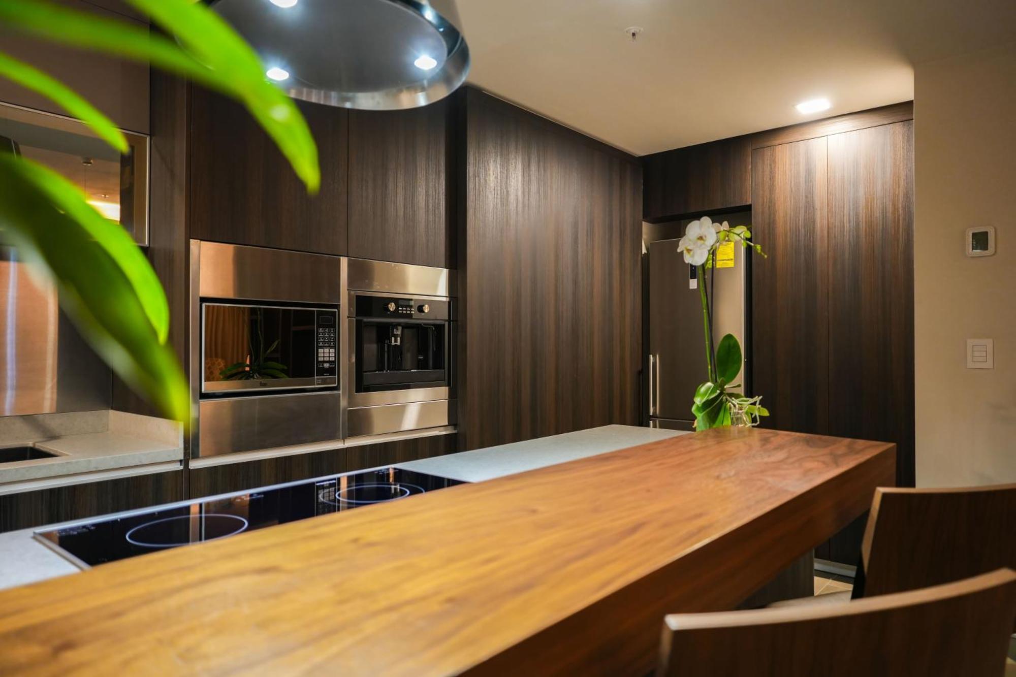 Metria Hotel Leon Bagian luar foto A modern kitchen